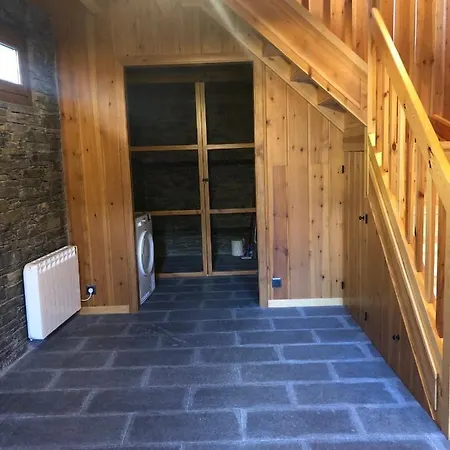 Casa Cabale A Roní