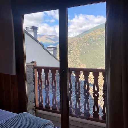 Casa Cabale A Roní